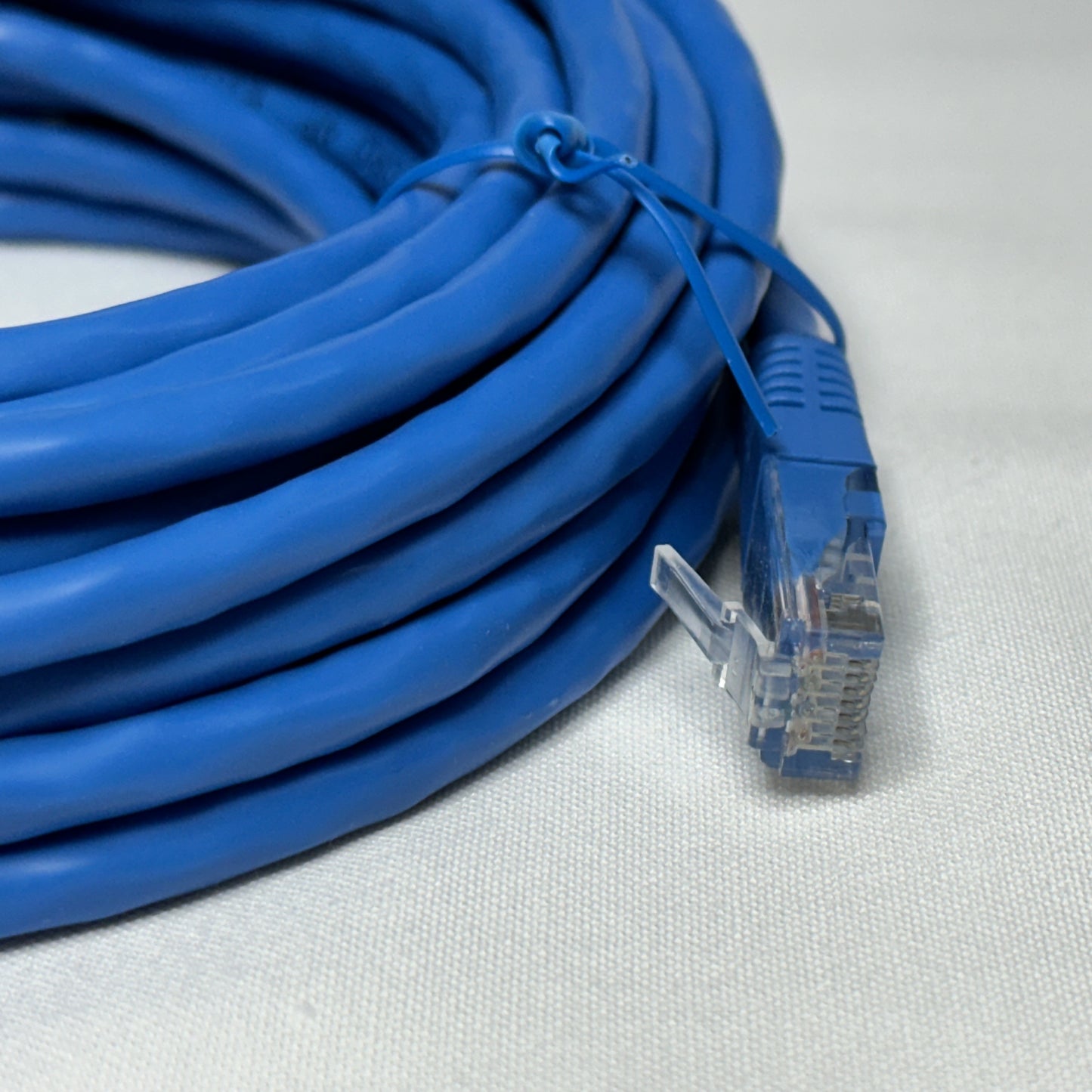 Cable de Red Patch Cord UTP categoria 6 de 7.5 metros