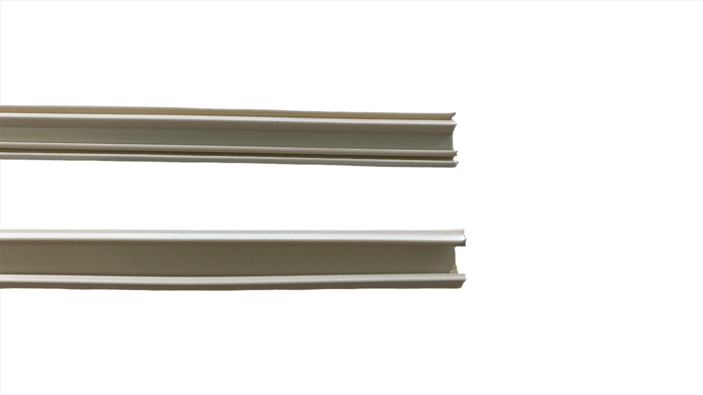 Canaleta plastica color blanco con adhesivo 10 x 10 x 2000 mm
