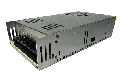 Fuente de Voltaje metalica tipo Switching 12 Voltios 30 Amperios