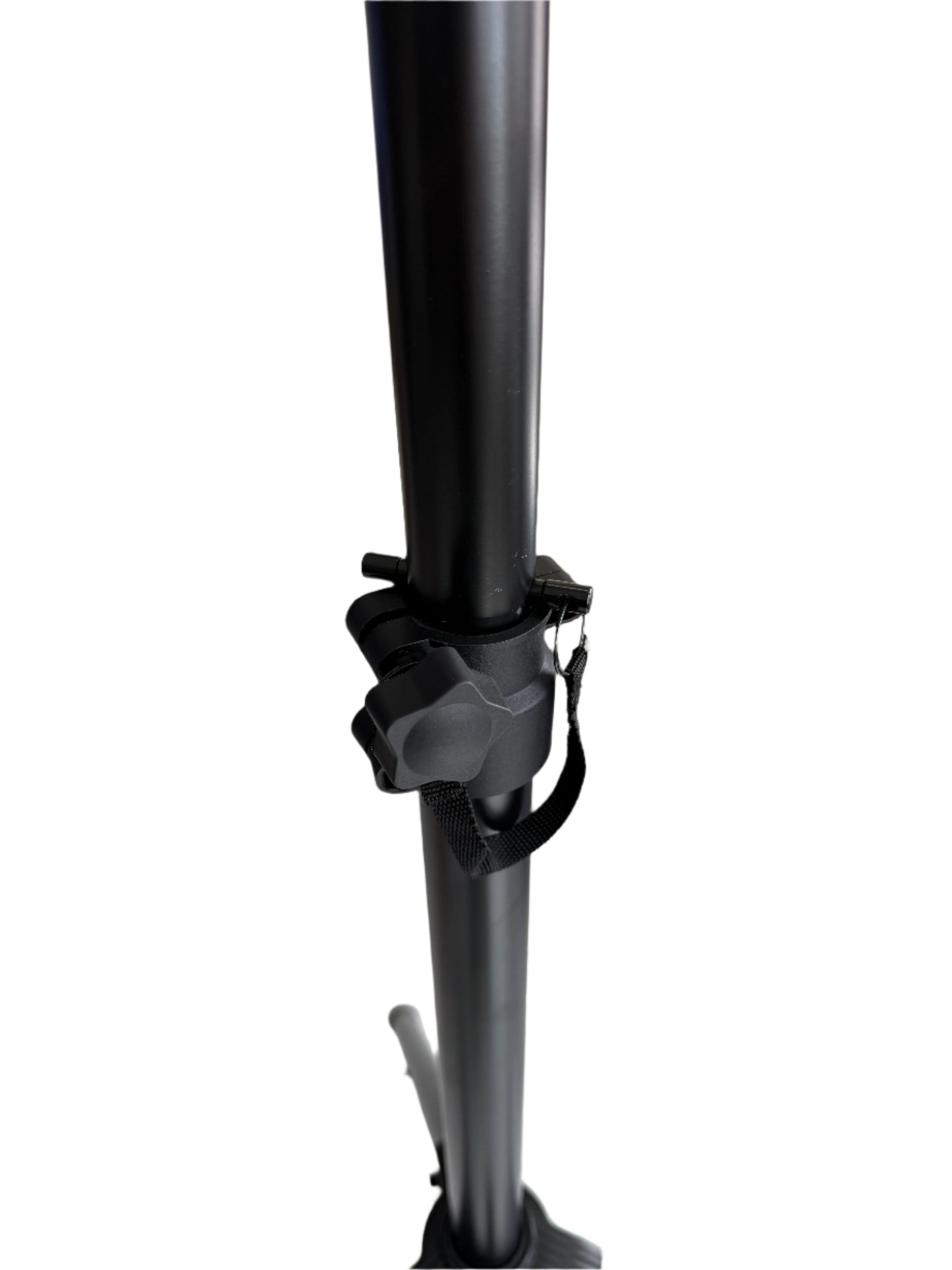 Pedestal de piso metalico para caja amplificada color negro