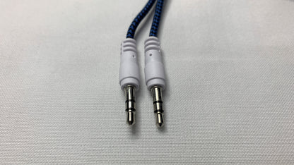 Cable auxiliar tipo tela 2 conectores 3.5 mm estereo 1 metro de largo