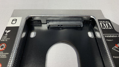 Adaptador Caddy de 12.7 mm para instalar un disco de 2.5 pulgadas en una unidad CD DVD RW