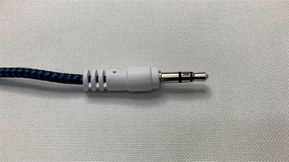 Cable auxiliar tipo tela 2 conectores 3.5 mm estereo 1 metro de largo