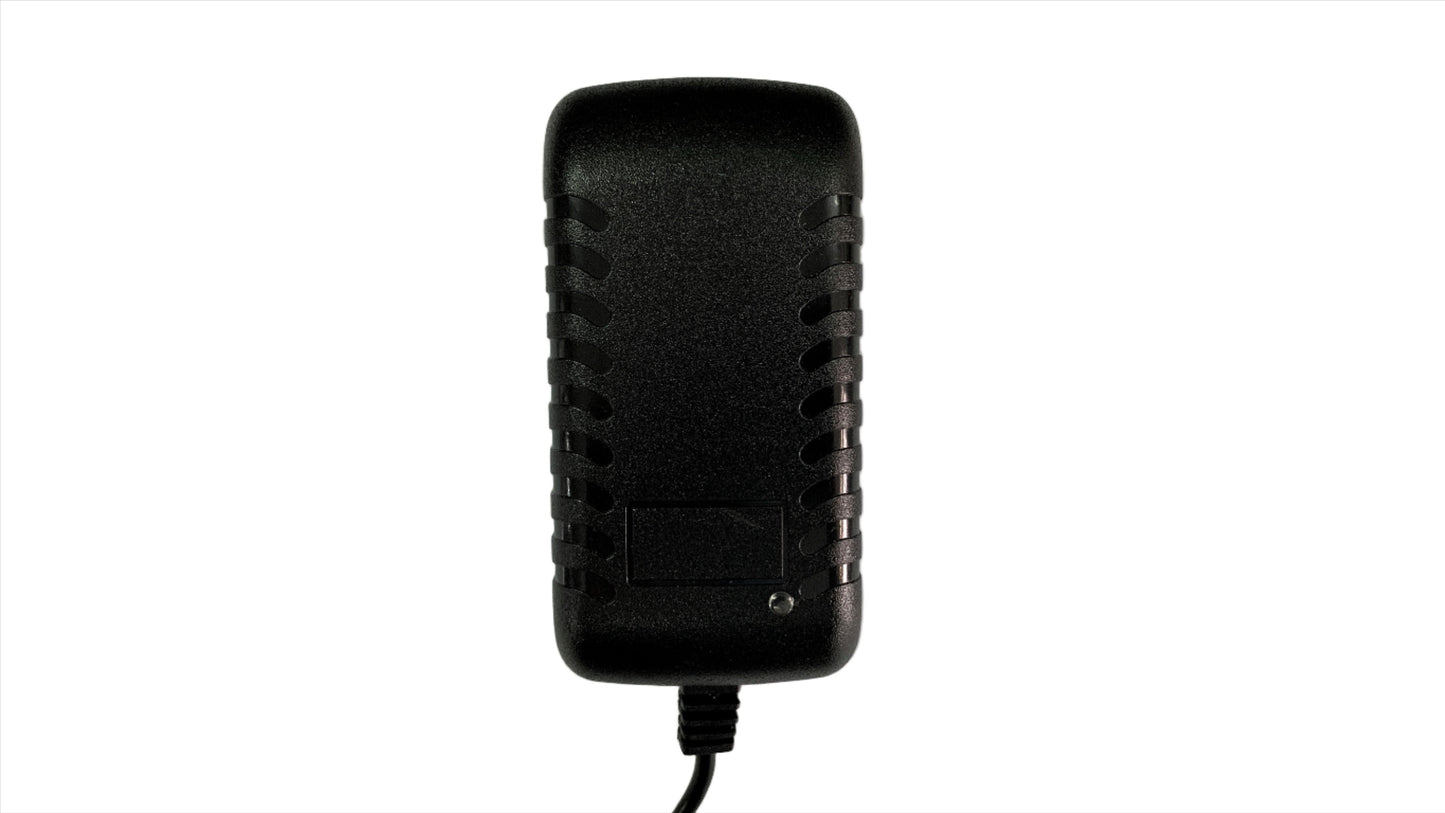 Adaptador de Voltaje Fijo 24 Voltios DC 1 Amperio
