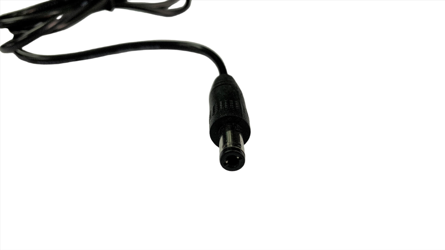 Adaptador de Voltaje Fijo 24 Voltios DC 1 Amperio