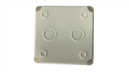 Caja Plastica de Paso color Blanca con tapa 11 x 11 x 7 cm