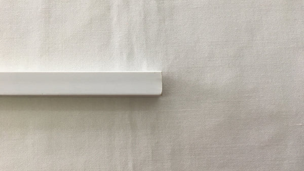 Canaleta plastica color blanco con adhesivo 15 x 10 x 2000 mm