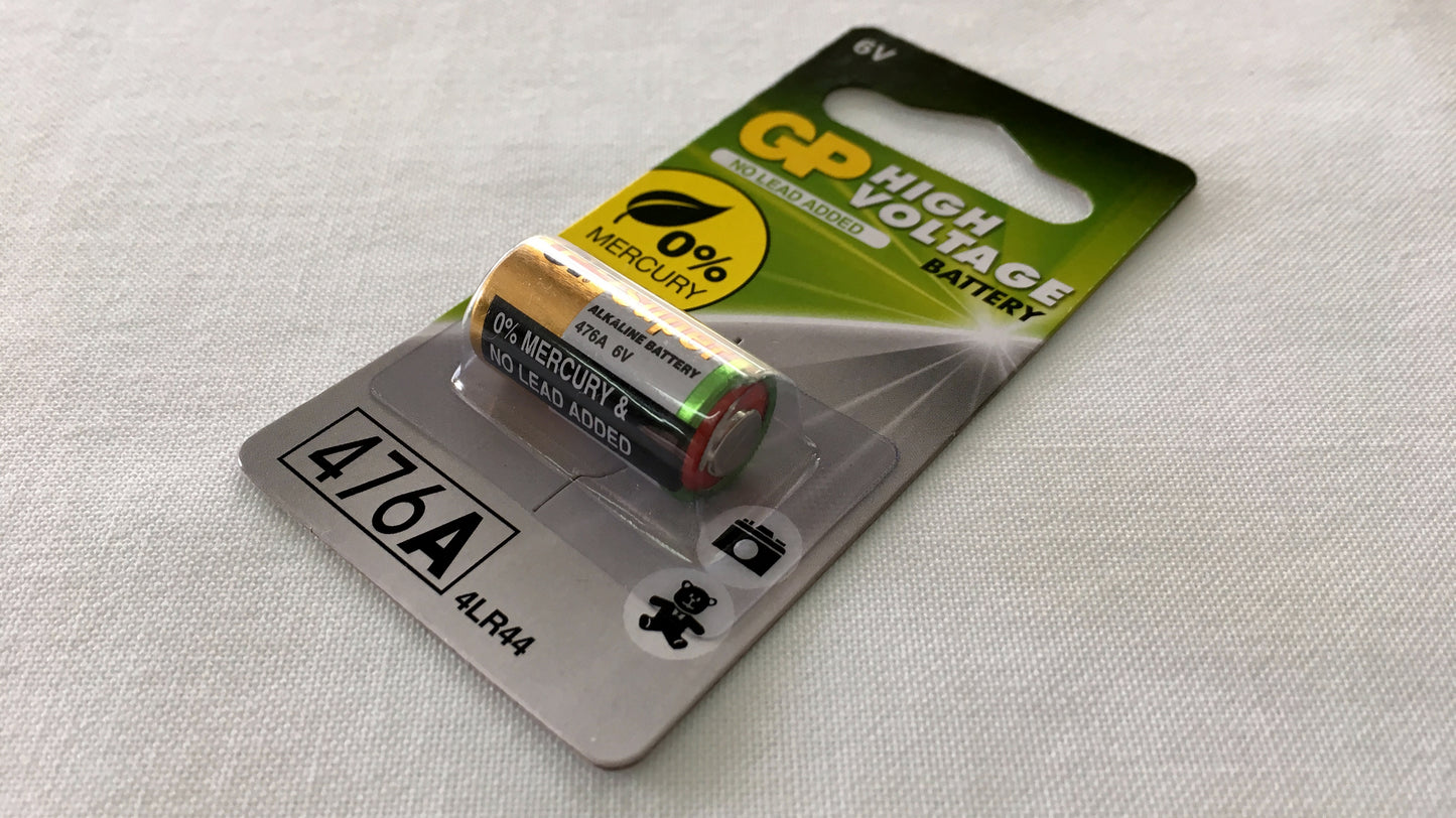 Pila Alcalina modelo 4LR44 o 476A o A544 de 6 Vdc marca GP