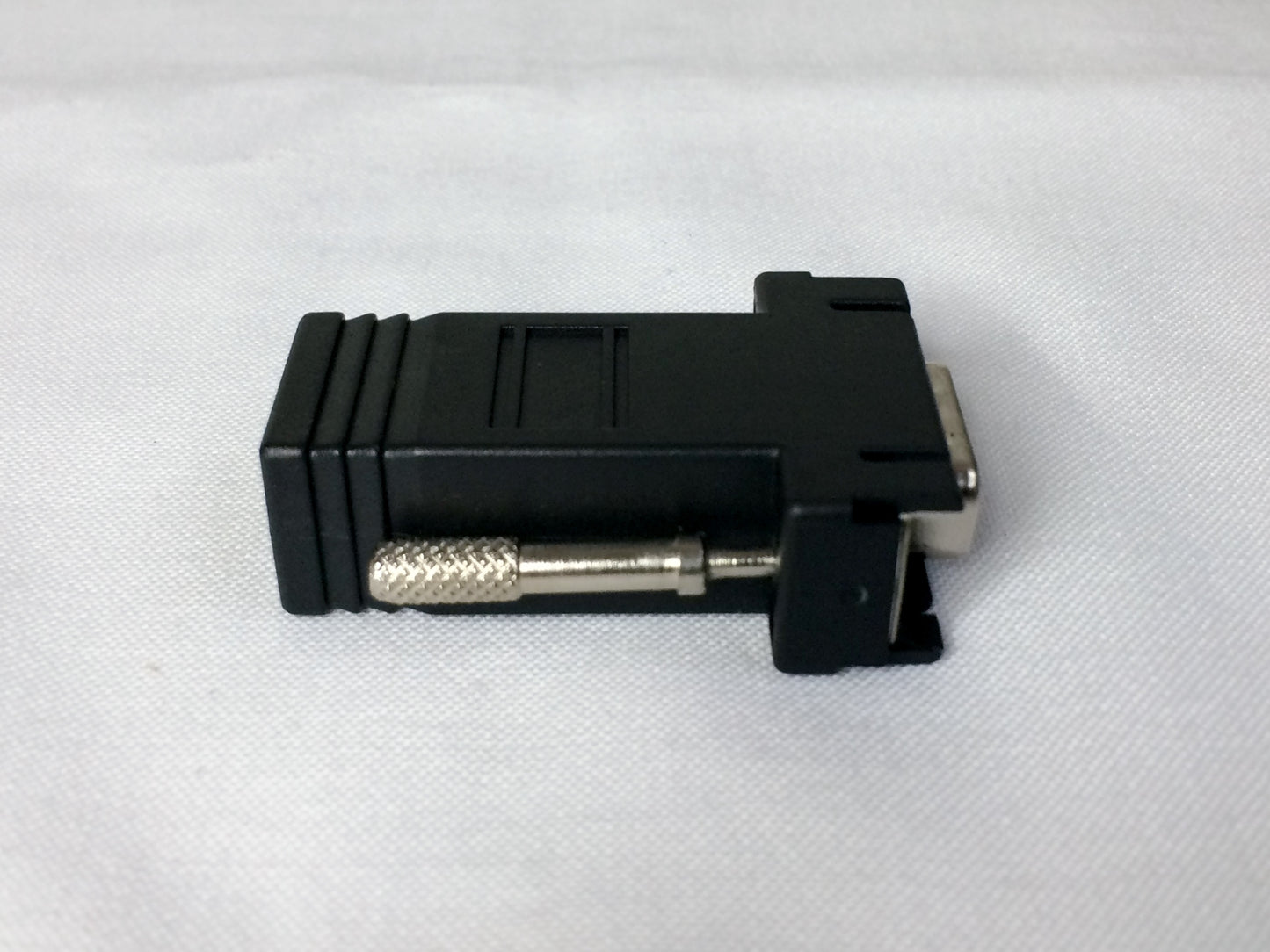 Adaptador convertidor de VGA macho a RJ-45 UTP