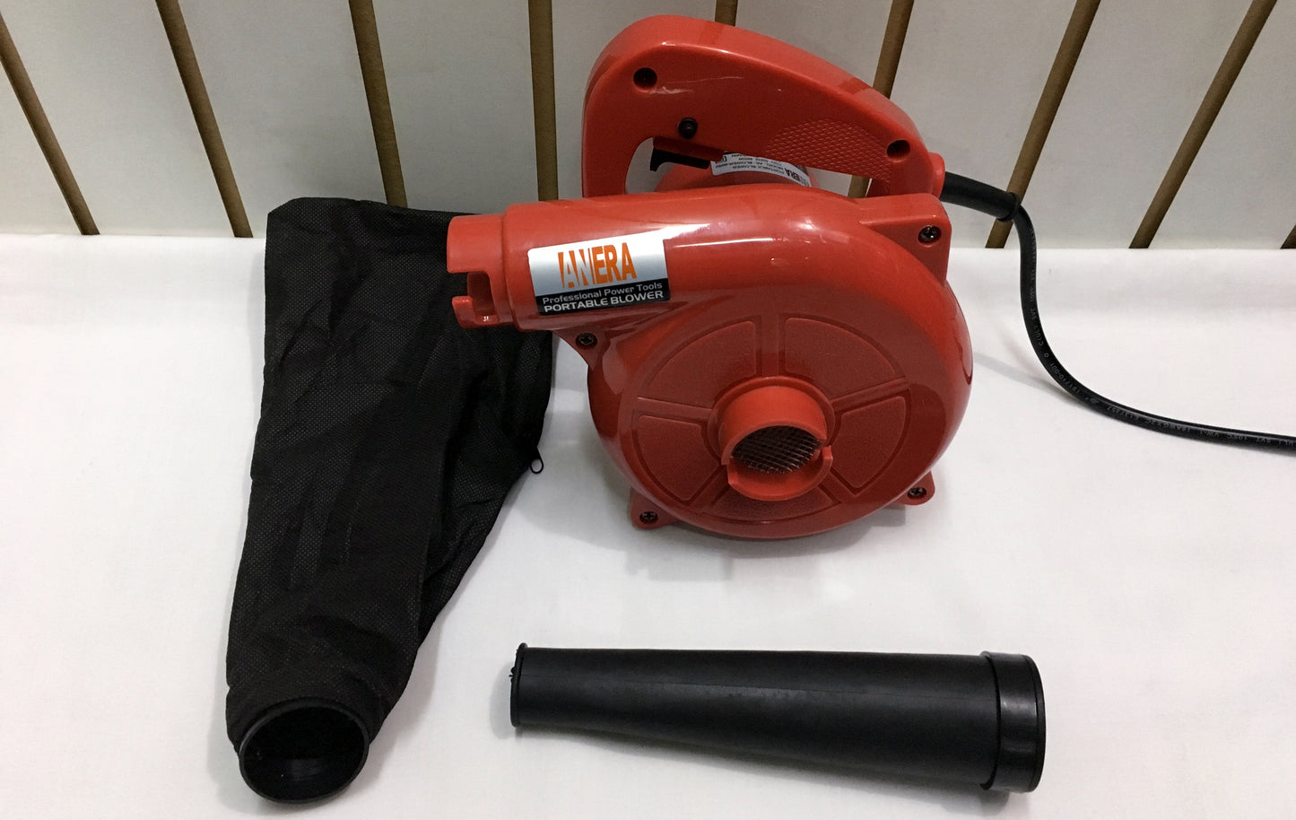 Sopladora Blower para Limpieza y Mantenimiento marca Anera 600 W
